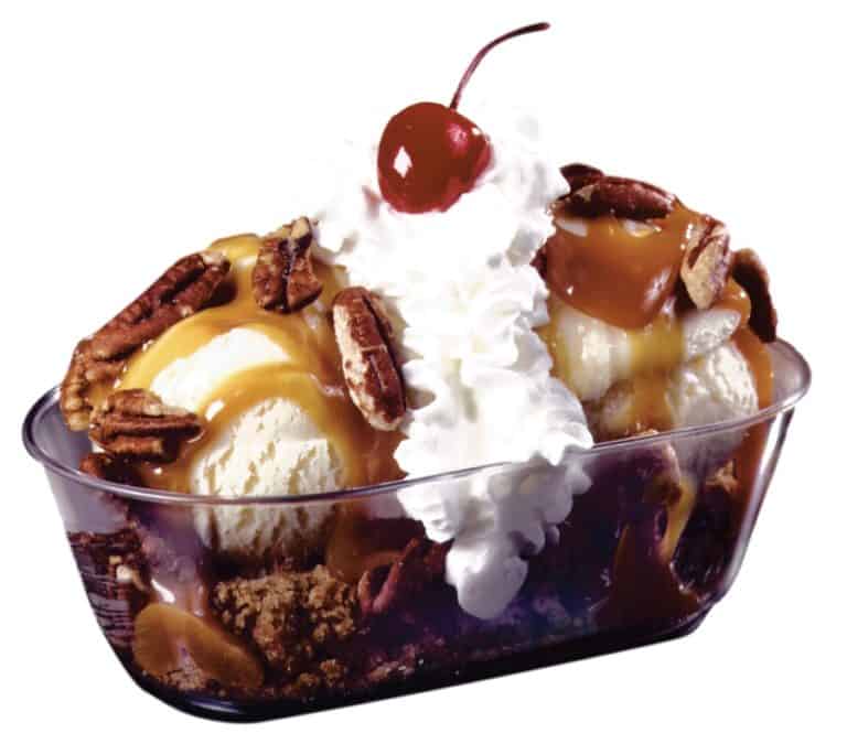 Pecan Caramel Cinnamon Crumb Cake Sundae Braum's